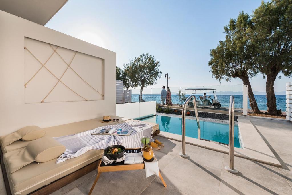 Villa Di Mare Seaside Suites