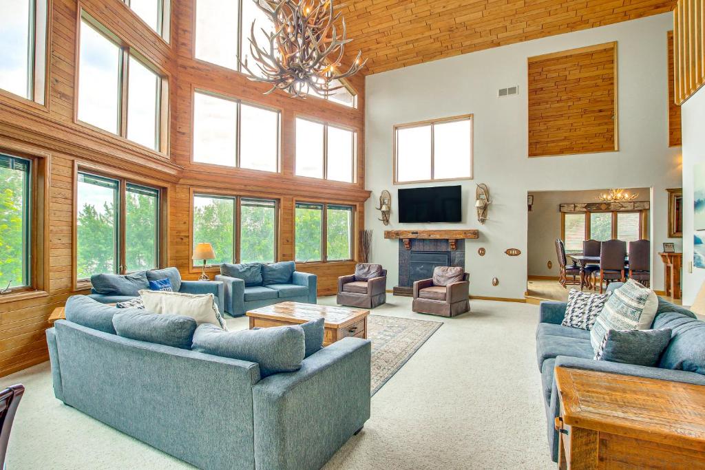 Waterfront Central Wisconsin Cabin with Indoor Pool!