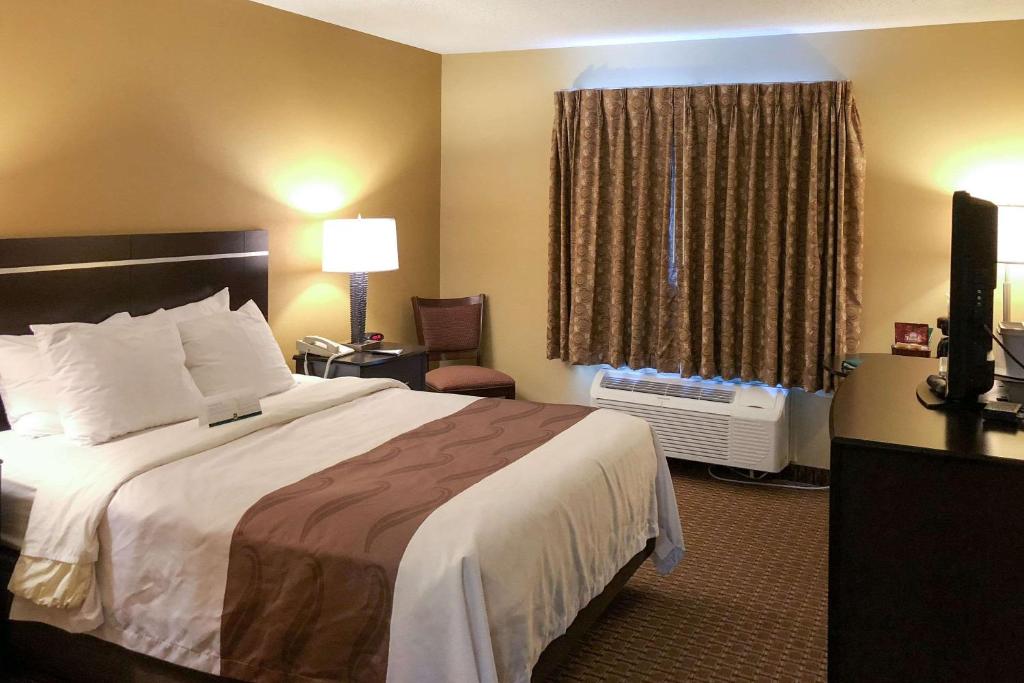 Quality Inn & Suites Sun Prairie Madison East