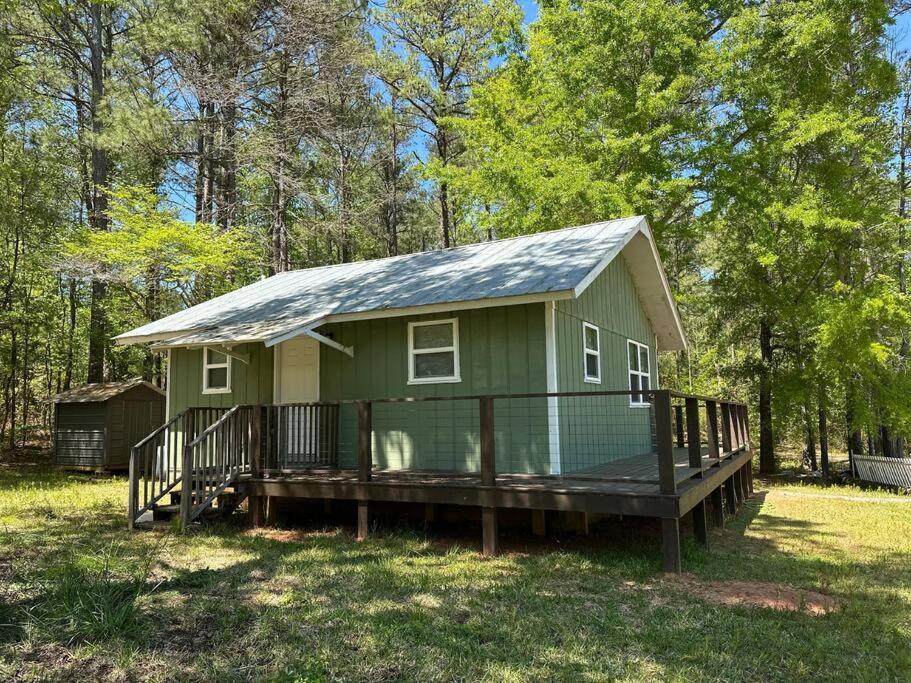 Little Lake Cabin close to Callaway Gardens