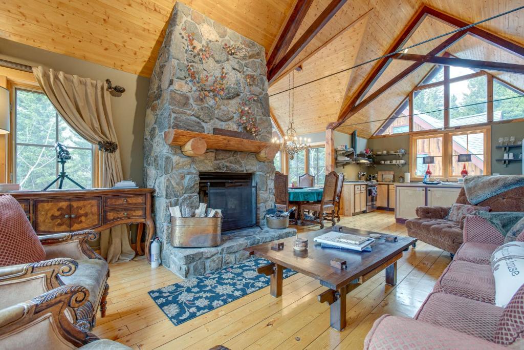 Idaho Springs Home with Amazing Mountain Views!