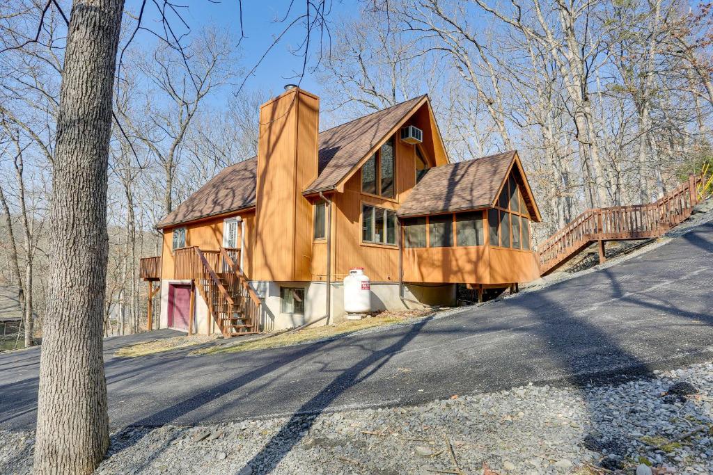 Bushkill Vacation Rental with Community Amenities!