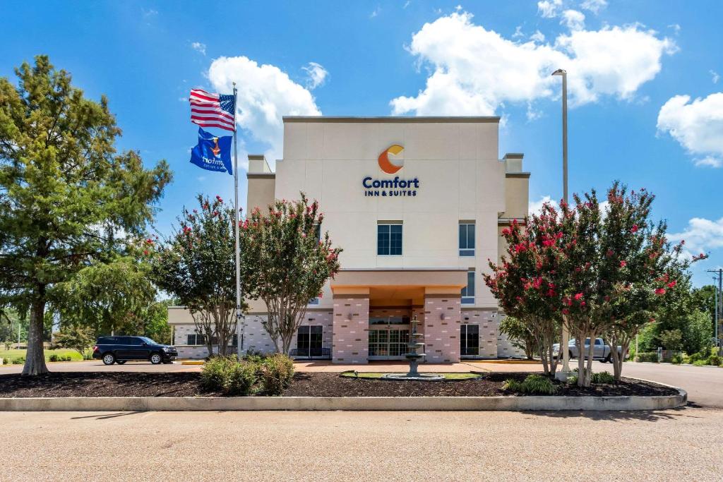 Comfort Inn & Suites